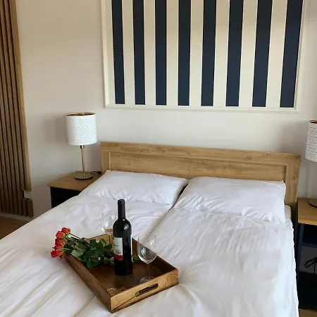 Apartamenty Piaskowe Z Widokiem Na Morze Tarasem Na Dachu Rowy  Exterior photo