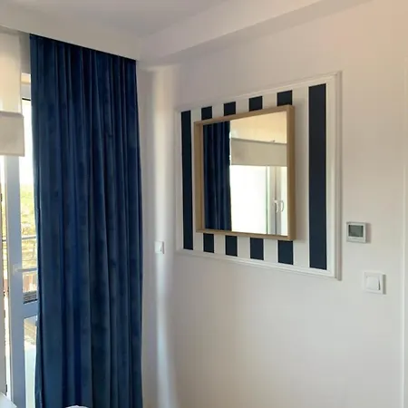 Apartamenty Piaskowe Z Widokiem Na Morze Tarasem Na Dachu Rowy  Exterior photo