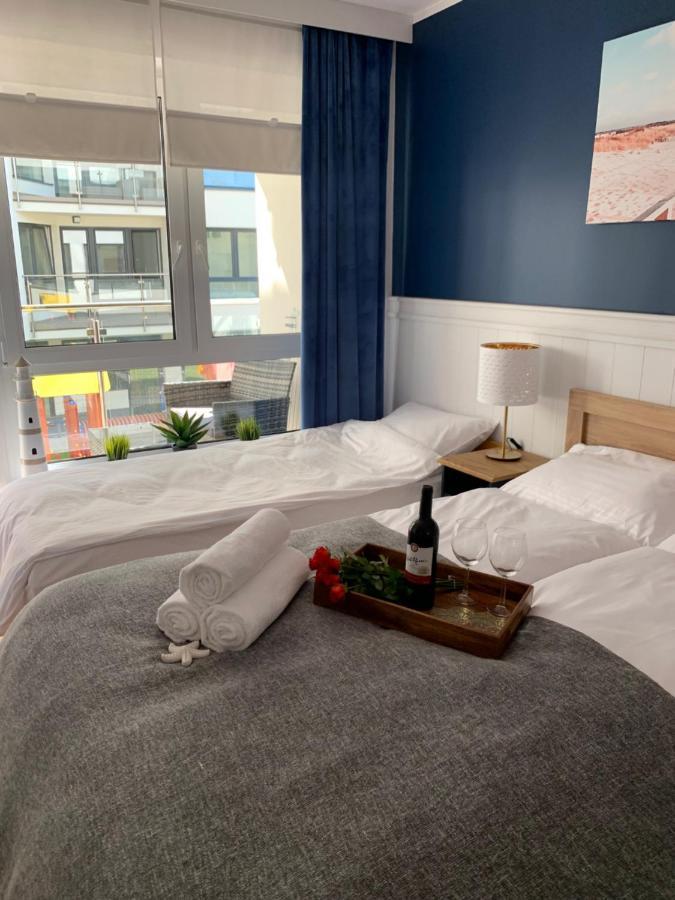 Piaskowe Z Widokiem Na Morze Tarasem Na Dachu Apartment